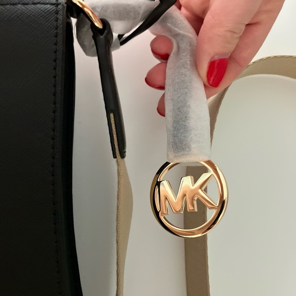 NEW Michael Kors Jet Set Small Messenger Crossbody Bag in Black Noir - Picture 3 of 8